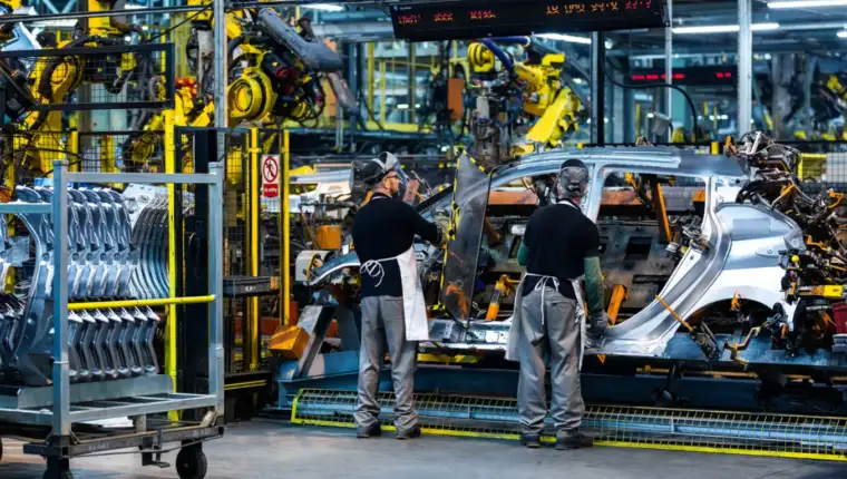 automobili fabrika UK