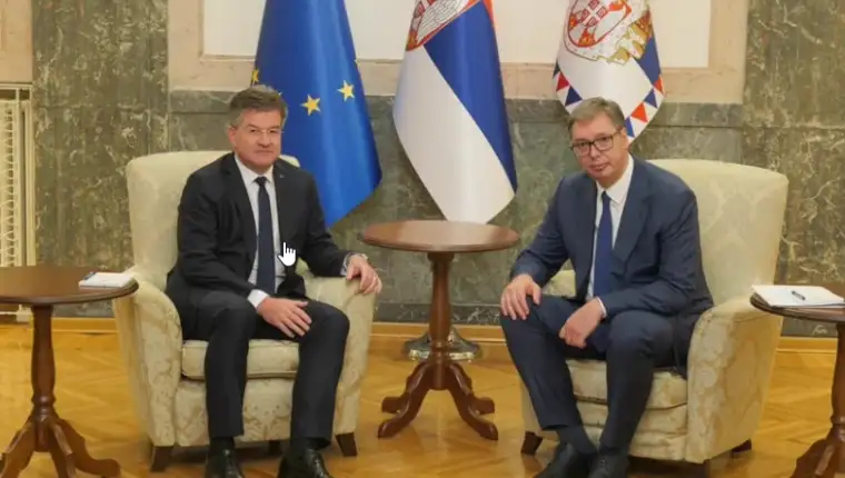 lajcak vucic 4