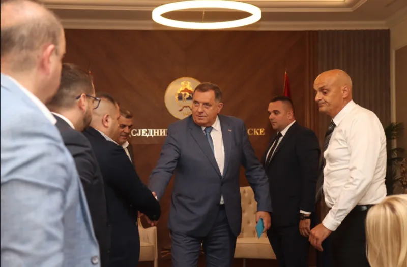 milorad dodik s