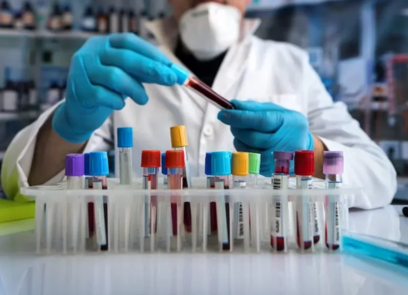 clinical-laboratory-technician-1200x900