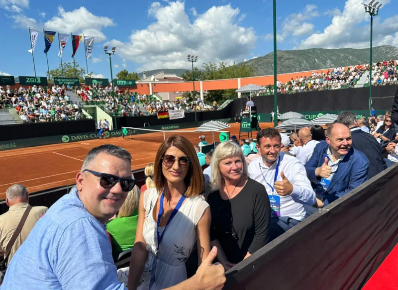 schmidt hdz davis cup