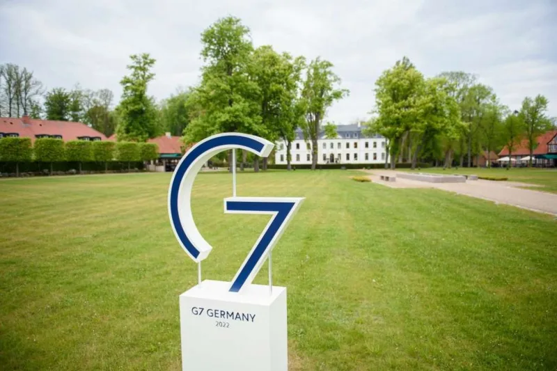 g_7