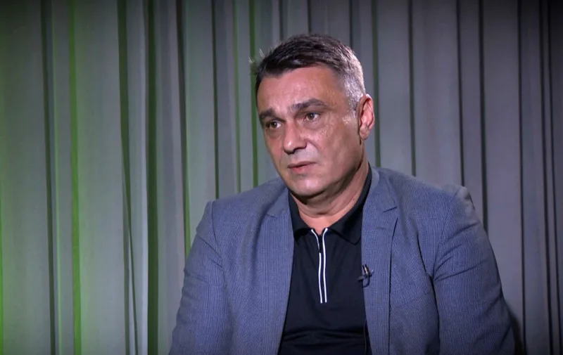 sadik ahmetović