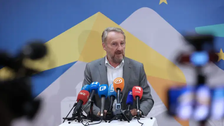 bakir-izetbegovic-fena-1