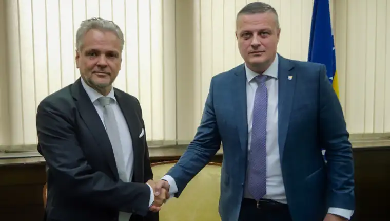 Susret dopremijer Mijatovic ambasador Sattler