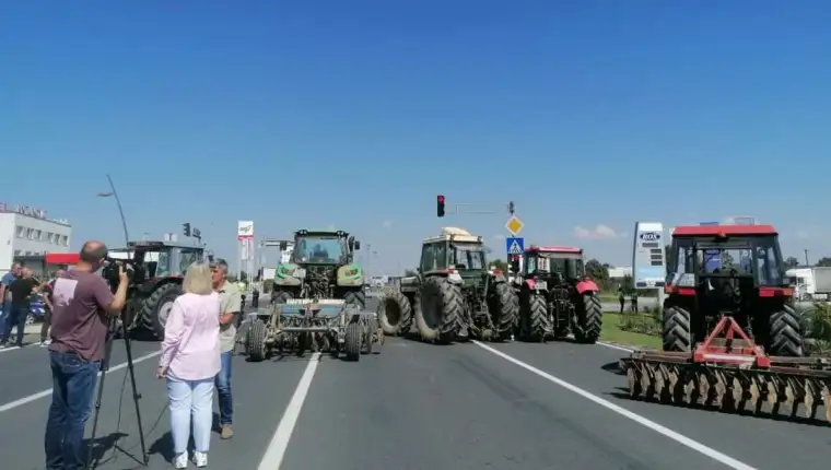 poljoprivrednici_protest