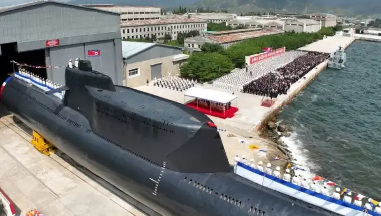 podmornica kim