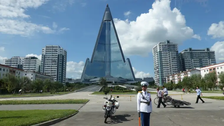 Hotel Ryugyong11