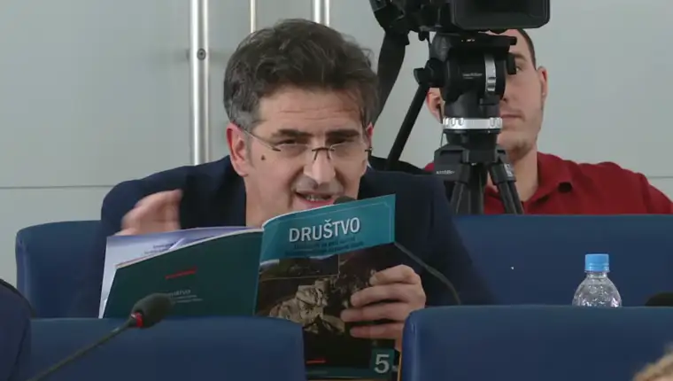 kapidzic knjiga
