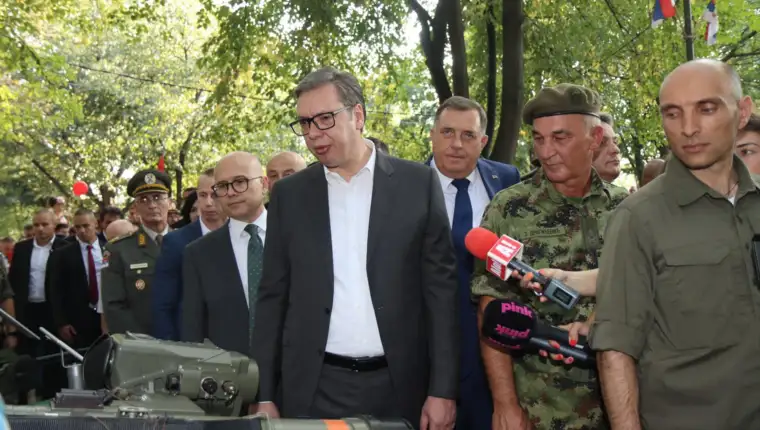 vucic-dodik-oruzje