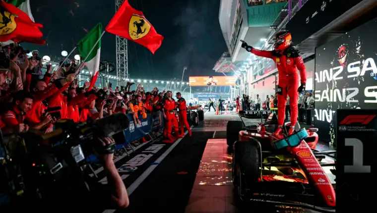 Carlos Sainz1