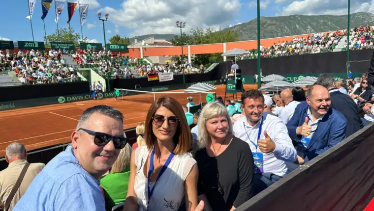 schmidt hdz davis cup