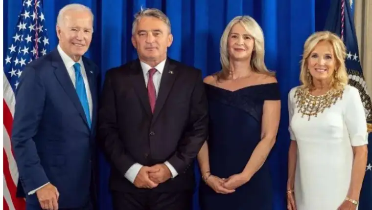 komsic biden 1