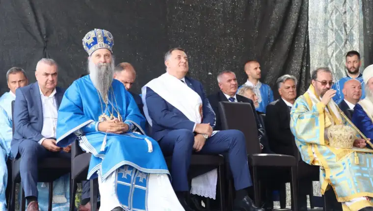 dodik porfirije