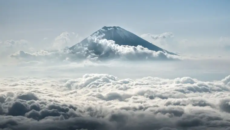 planina fuji oblaci
