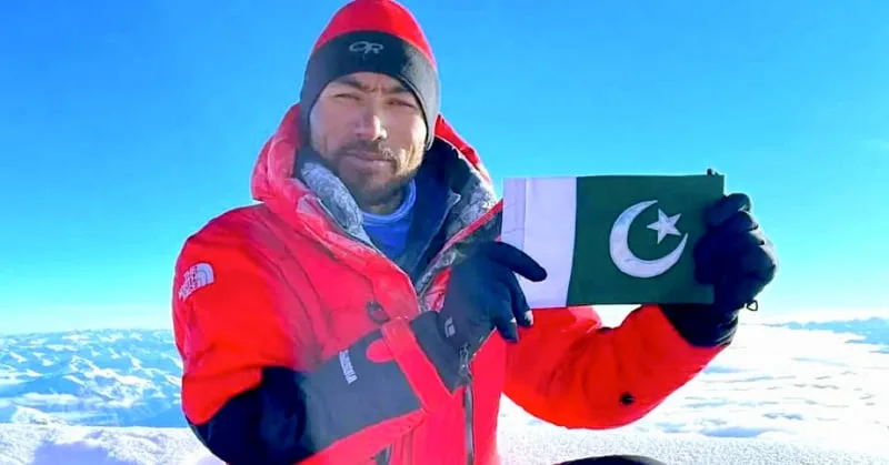 sirbaz khan