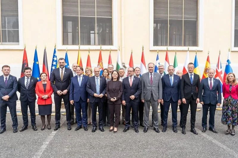 berlinski_proces_tirana