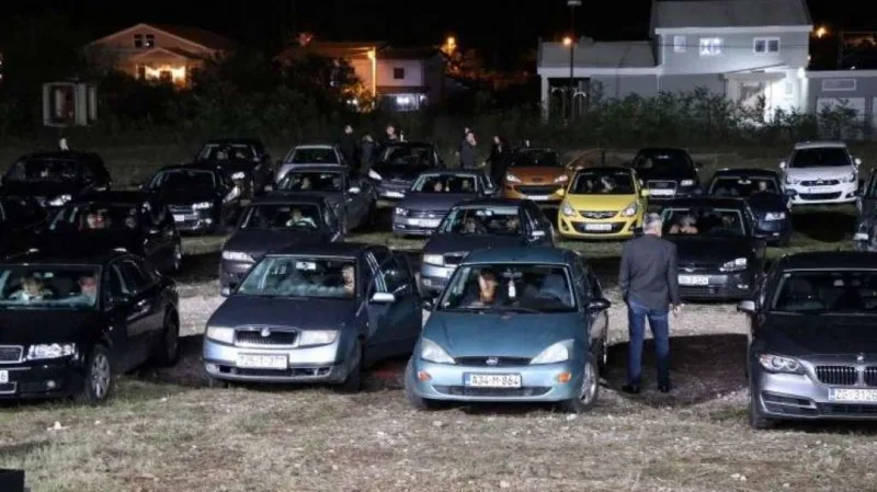 kino na otvorenom