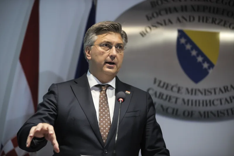 andrej plenkovic aa