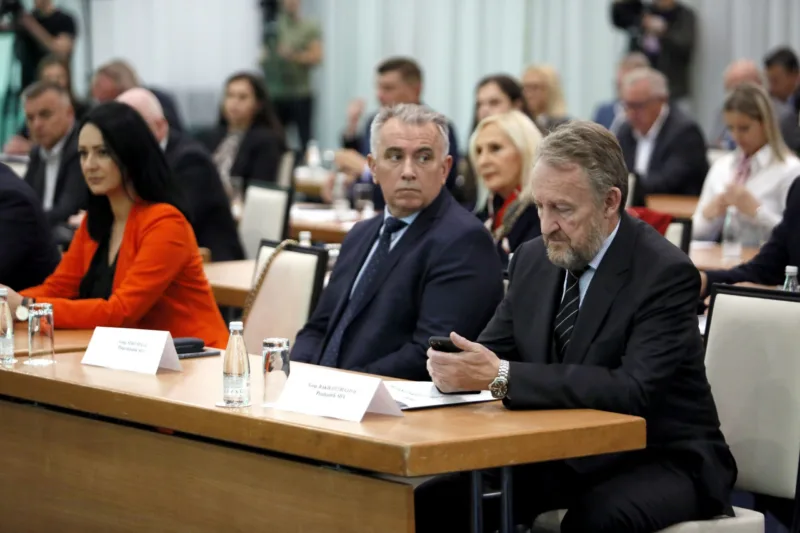 izetbegovic glavni odbor sda