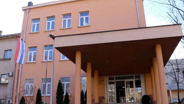 vlada hnk 4