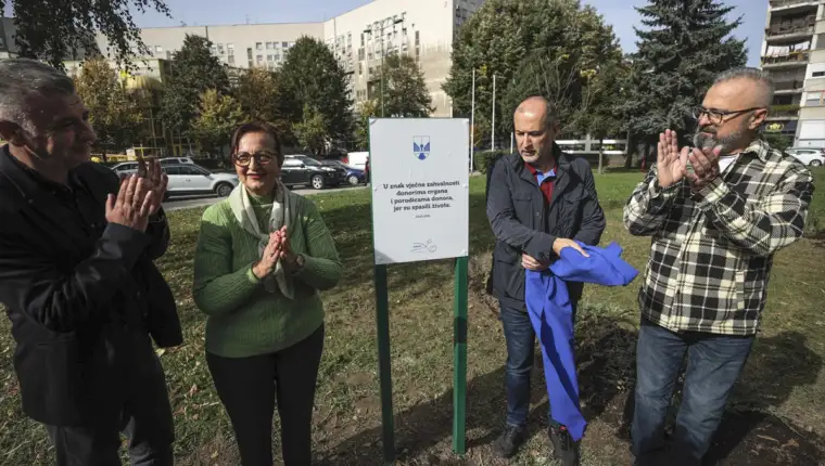 spomen ploca transplantacije (7)