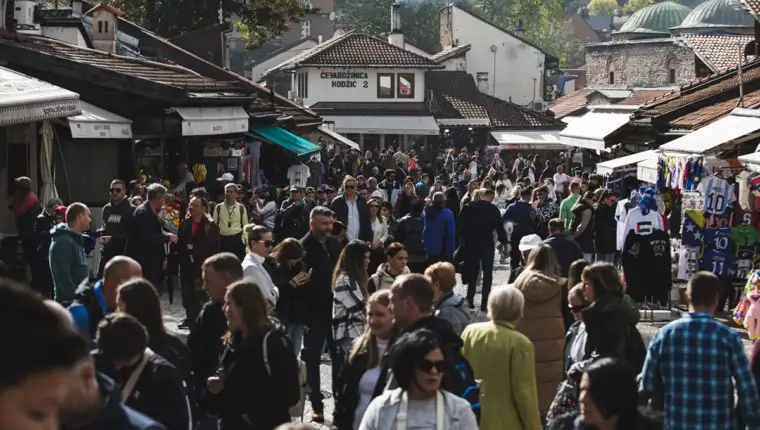 AA-JESEN_U_SARAJEVU_turisti (7)