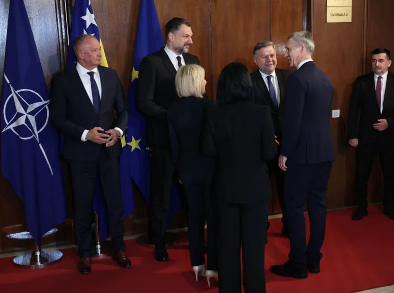 stoltenbeg i nato 5