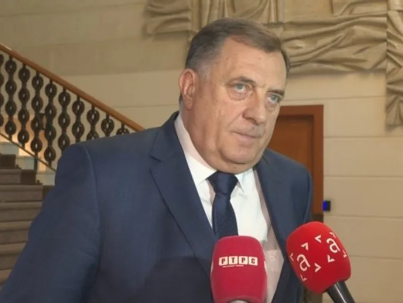 dodik18