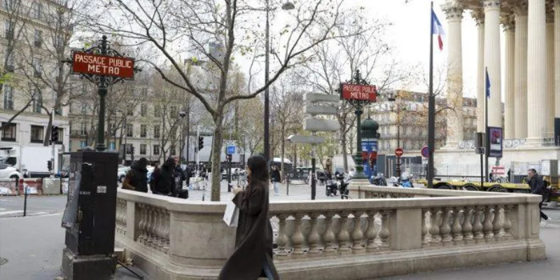 Pariz-Metro-2-u-660x330