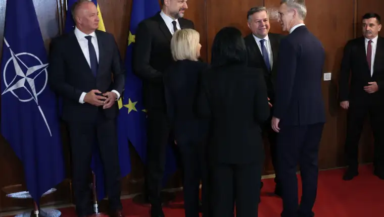 stoltenbeg i nato 5