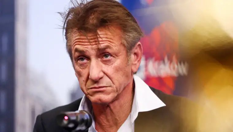 Image: Actor Sean Penn looks on during a news conference, as Russia's invasion of Ukraine continues, in Krakow