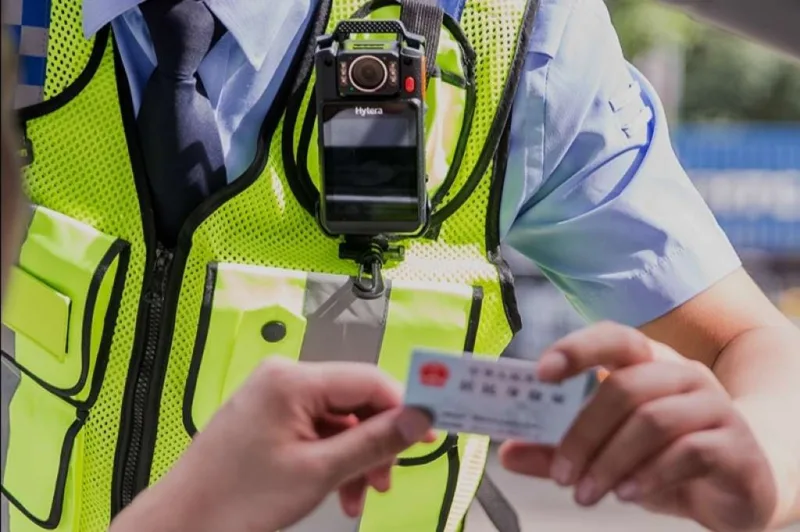 body kamera policija