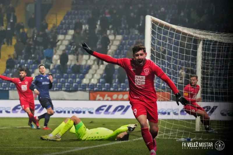 giorgi-guliashvilli-fk-velez