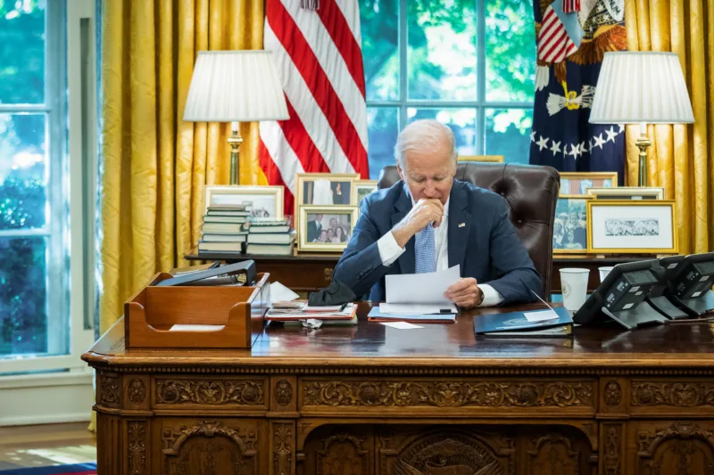 biden ovalni ured
