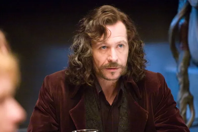 Gary-Oldman-in-Harry-Potter-122823-1-afd6f6b3caef44369dea08b76a7177b8