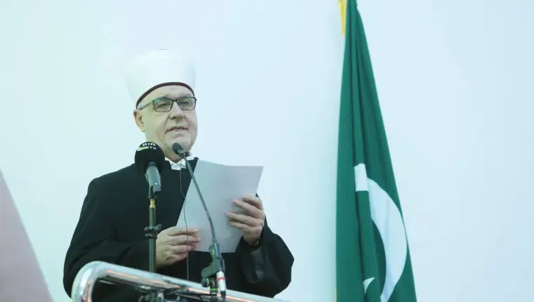 Reisul-ulema Bihać - hutba 5 (002)