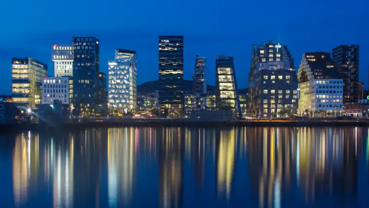 Oslo_at_night