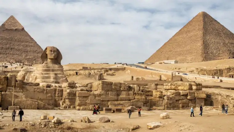 Pyramids-of-Giza-Guide-1200x900.jpg.optimal