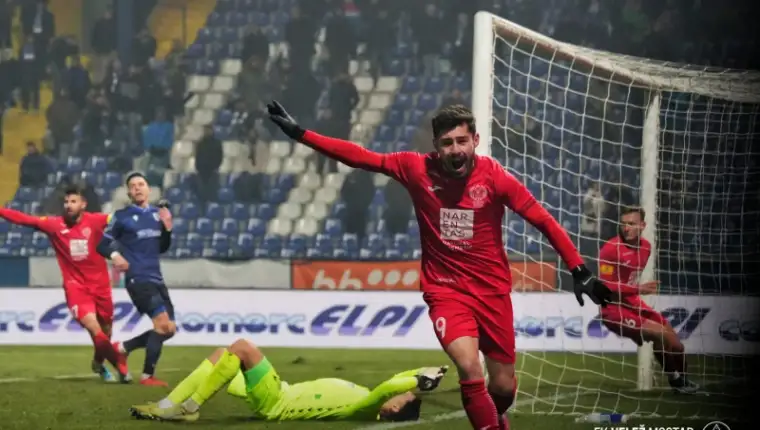 giorgi-guliashvilli-fk-velez