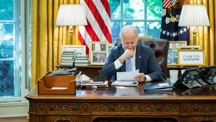 biden ovalni ured