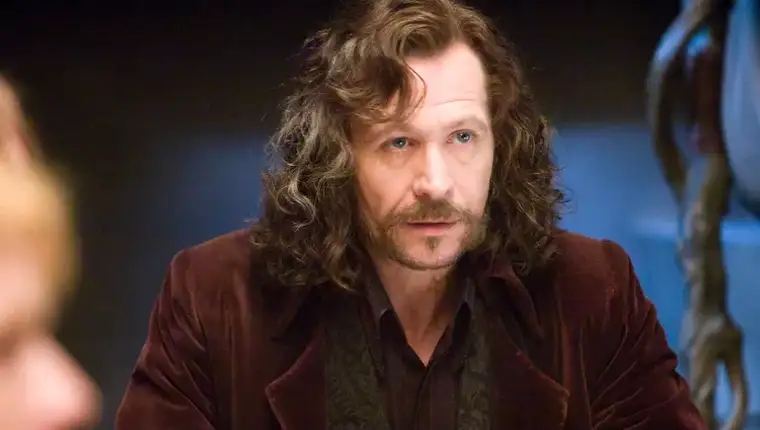 Gary-Oldman-in-Harry-Potter-122823-1-afd6f6b3caef44369dea08b76a7177b8