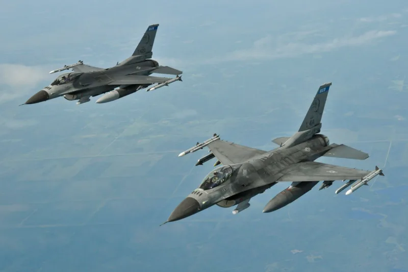 falcon f16