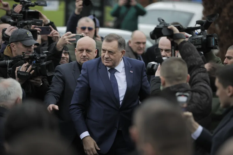 dodik sud