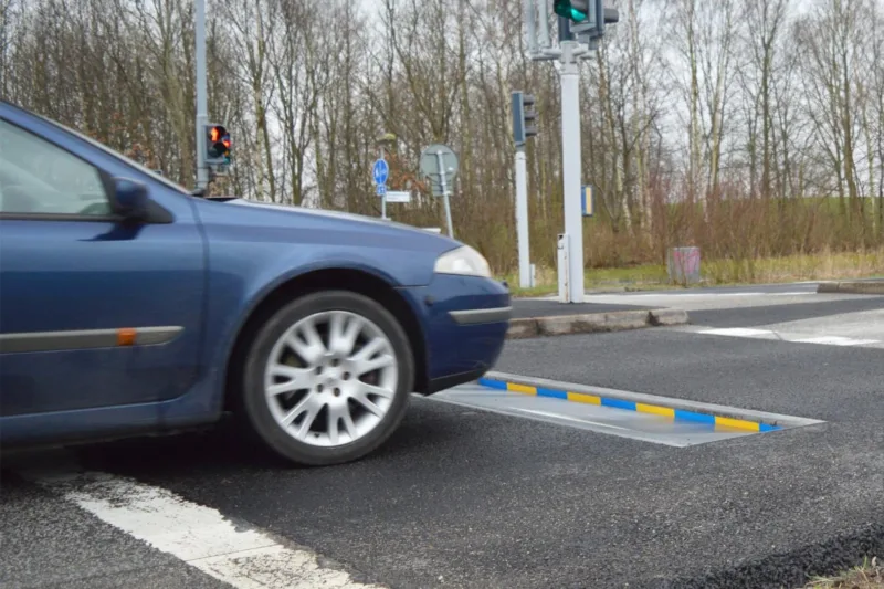 aktivni ležeći policajci