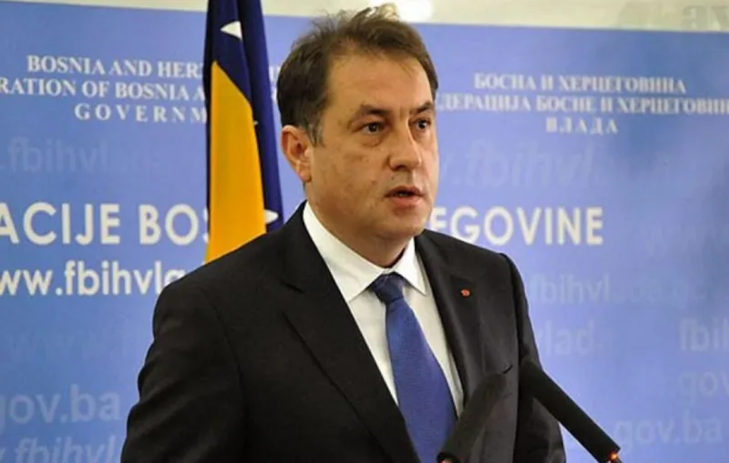 Zoran Mikulić