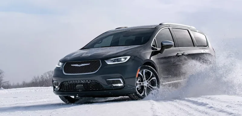 2023-chrysler-pacifica-gallery-18-exterior.jpg.image_.2880