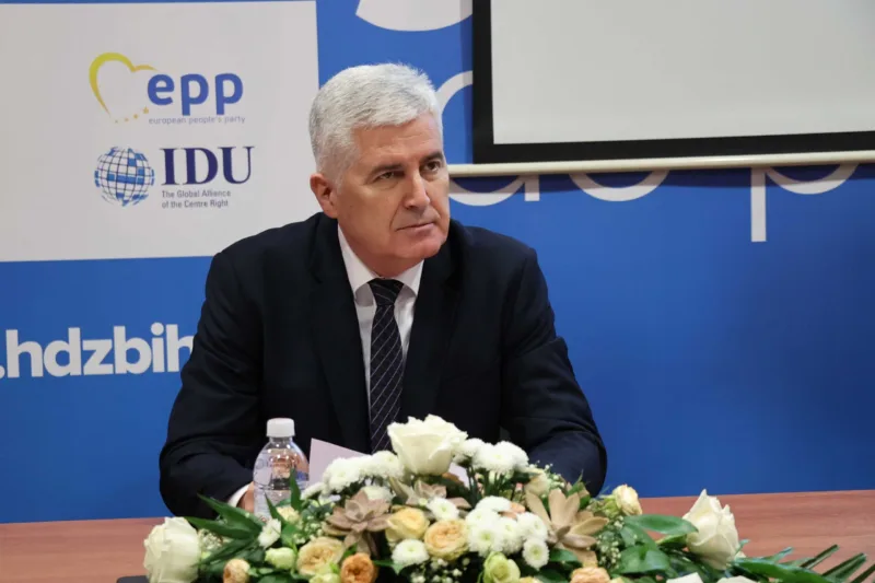 Zajednička proširena sjednica Predsjedništva i Glavnog vijeća HNS-a BiH