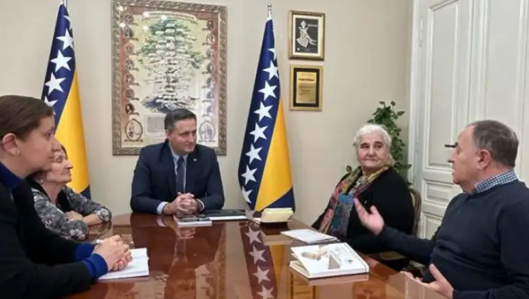 ustvni sud 4