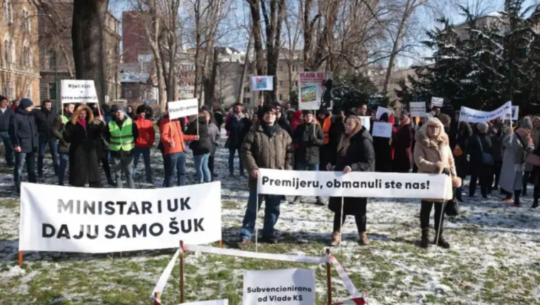 protesti mladi 1